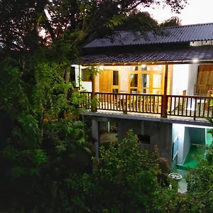 Sigiri Dilu Sigiriya